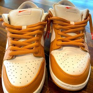 Nike Dunks Lows Men’s 11.5 good used condition